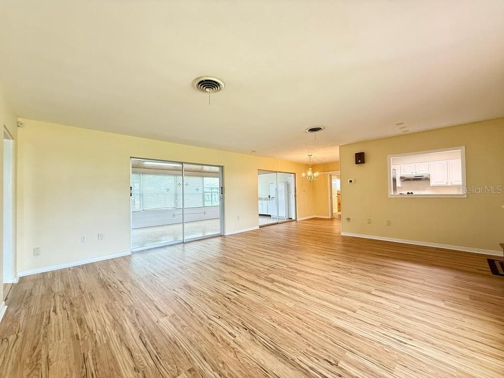 Living Room Photo #3 - 1841 5TH ST SE, WINTER HAVEN