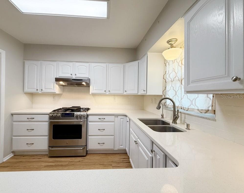 Kitchen Photo #4 - 1841 5TH ST SE, WINTER HAVEN