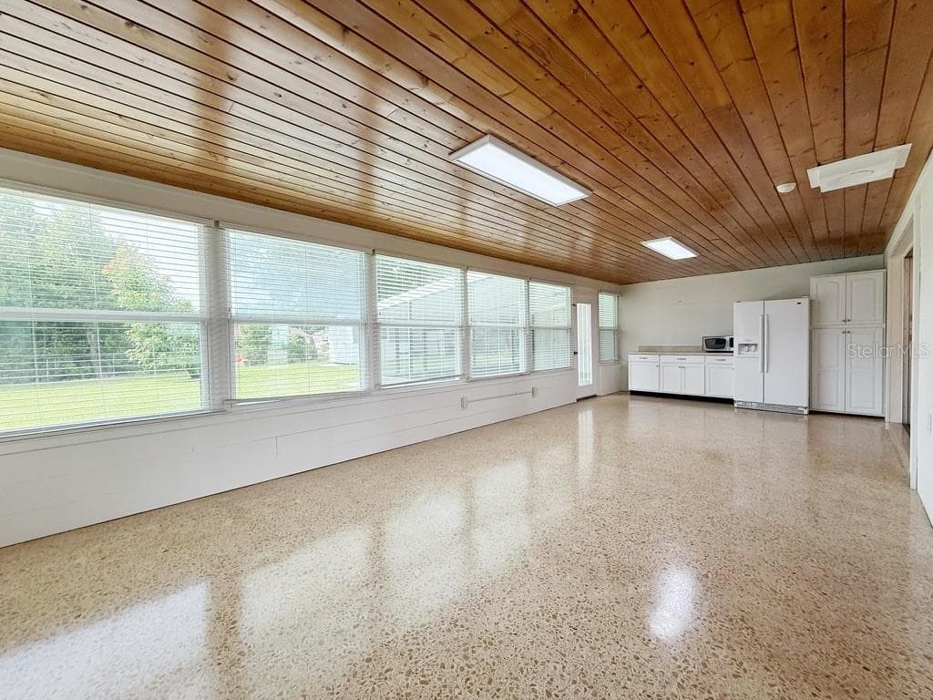 Florida Room Photo #2 - 1841 5TH ST SE, WINTER HAVEN