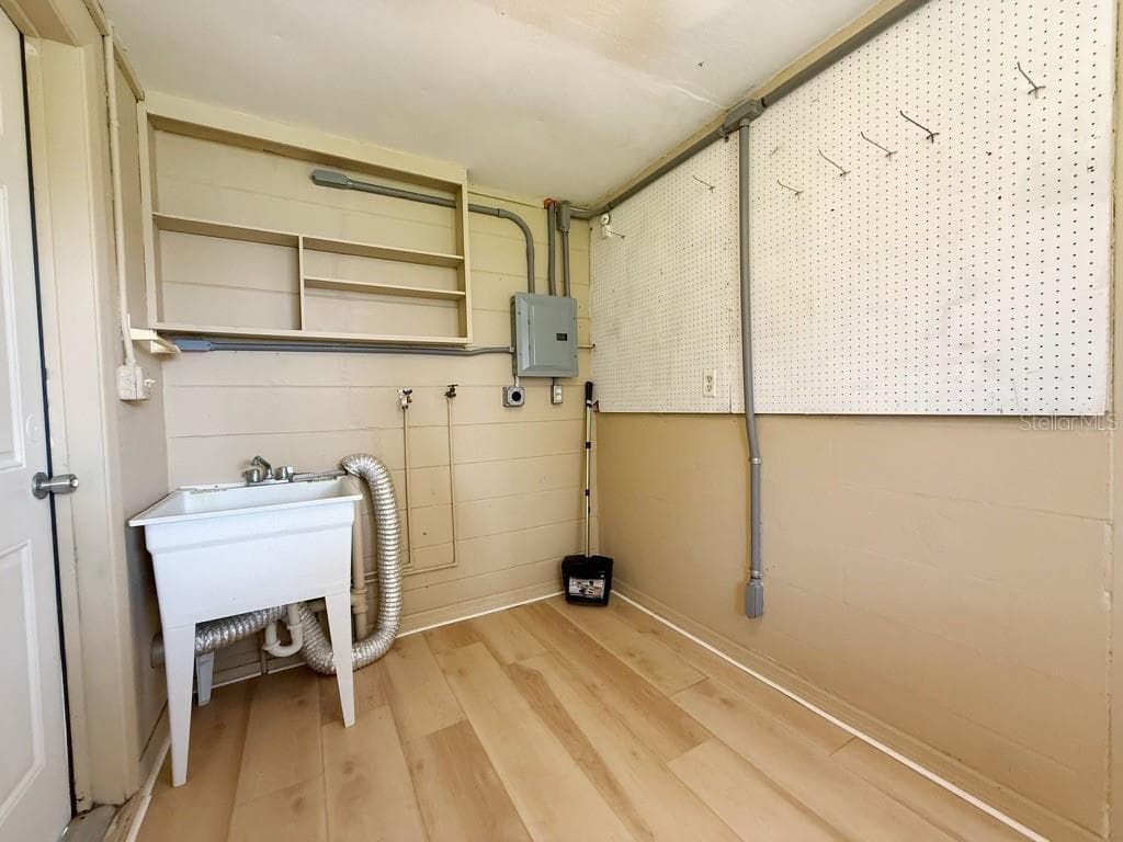 Laundry Room Photo #2 - 1841 5TH ST SE, WINTER HAVEN