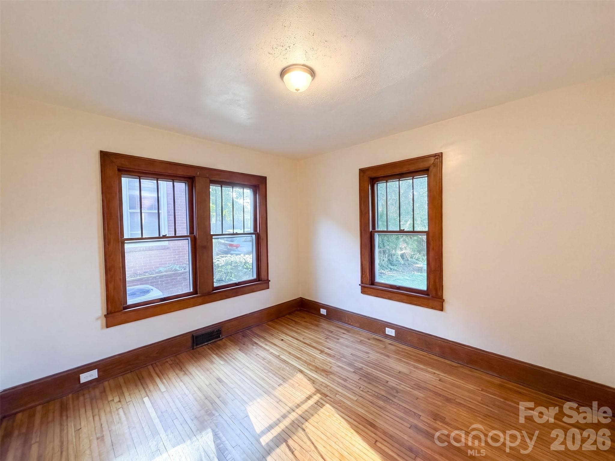 Single Family Residence at 1016 Scales Street, Salisbury, photo 11 of 19