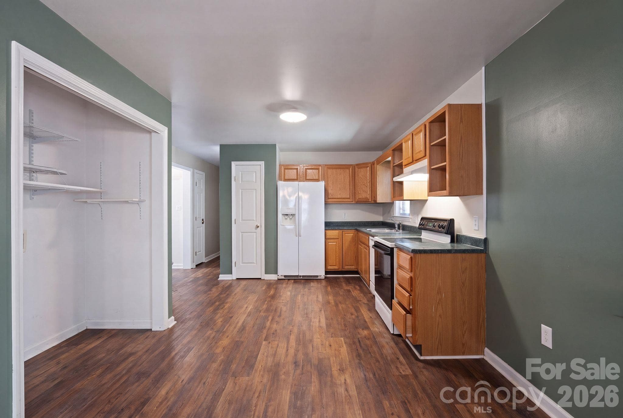 Single Family Residence at 23 Rolling Hill Drive, Asheville, photo 3 of 19