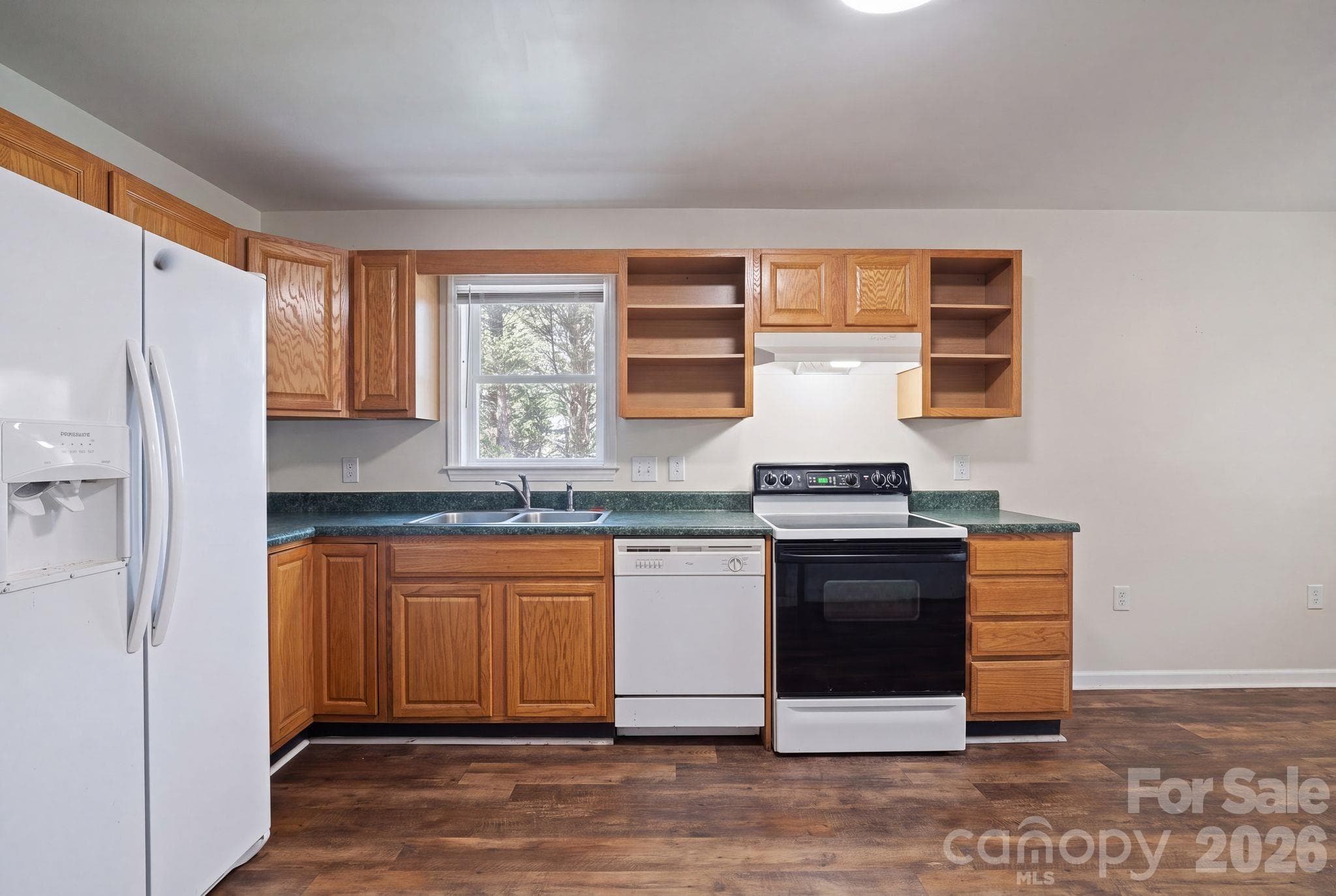 Single Family Residence at 23 Rolling Hill Drive, Asheville, photo 4 of 19