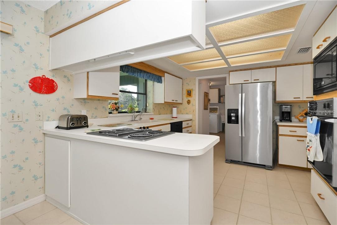 Single Family Residence at 821 N Golf Course DR, CRYSTALRIVER FL 34429, Crystal River, photo 14 of 31