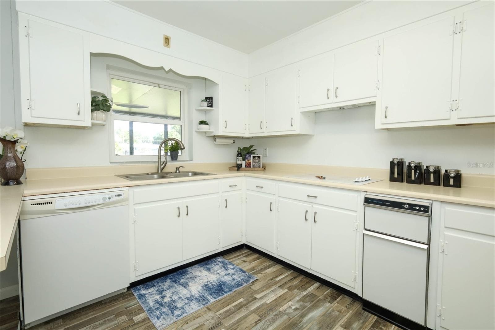 Single Family Residence at 60 PARK LN, DEBARY, photo 18 of 59
