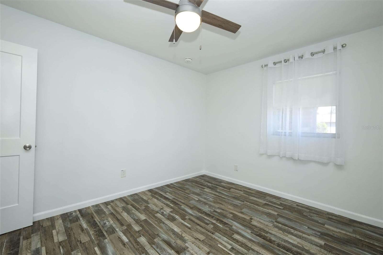 Bedroom 3 - 60 PARK LN, DEBARY