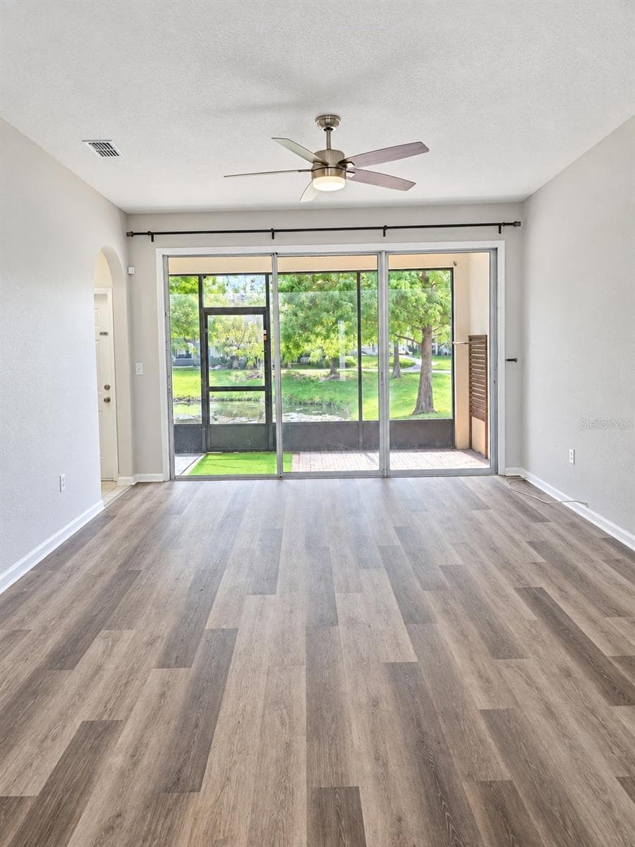 Living & dinning room - 4996 TOWN TER N, KISSIMMEE