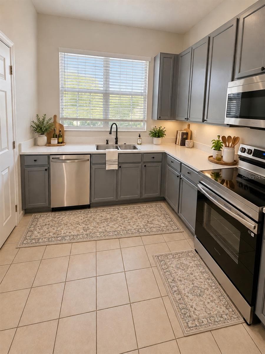Kitchen - 4996 TOWN TER N, KISSIMMEE