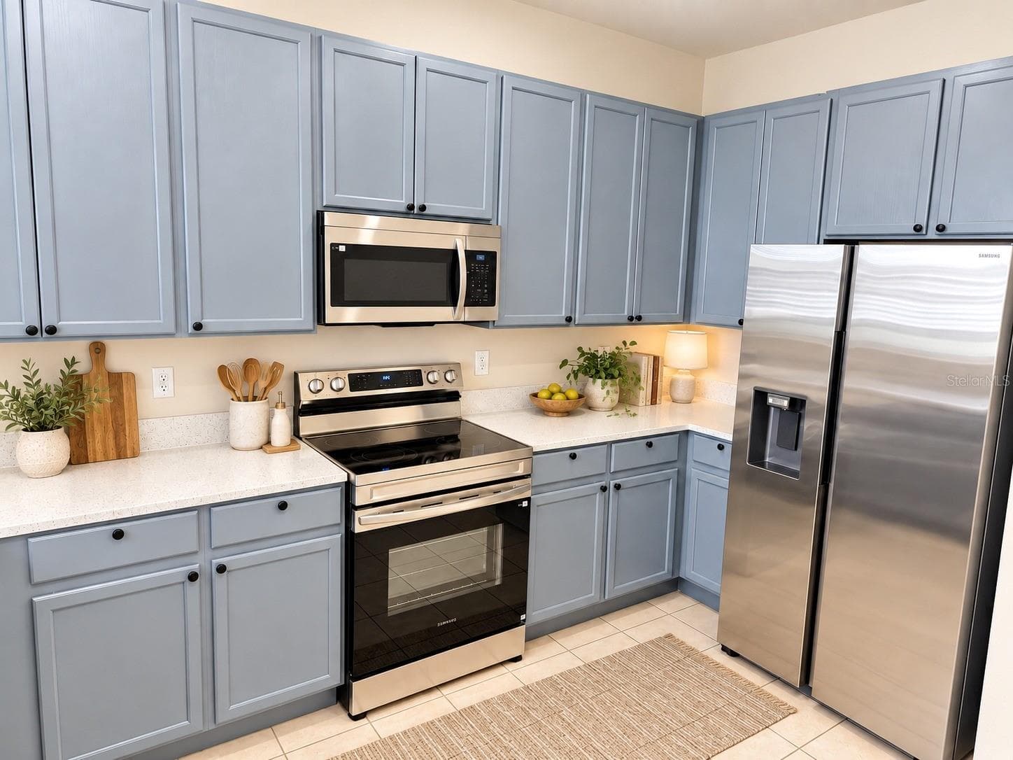 Kitchen virtual staging - 4996 TOWN TER N, KISSIMMEE