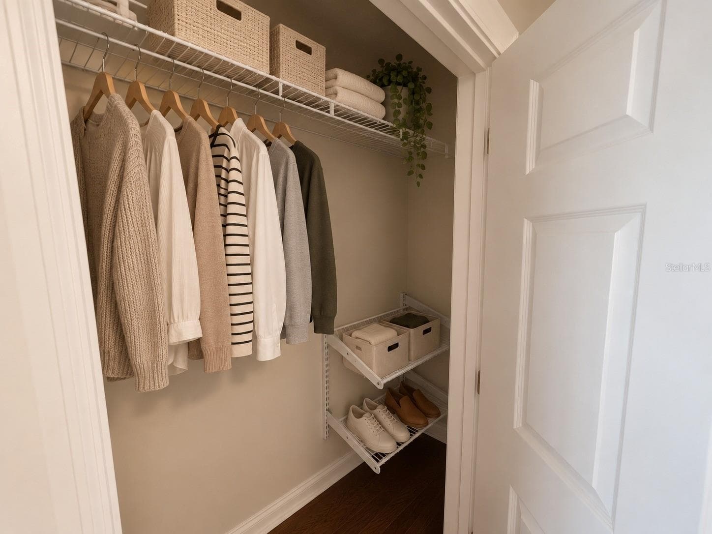 Master Closet #2 virtual staging - 4996 TOWN TER N, KISSIMMEE