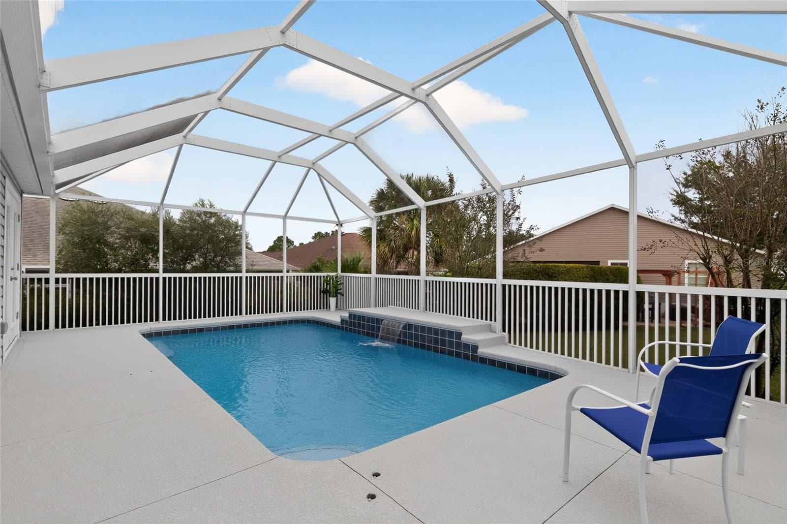 Plenty of room for entertaining - 2454 MORNING DOVE LN, THE VILLAGES