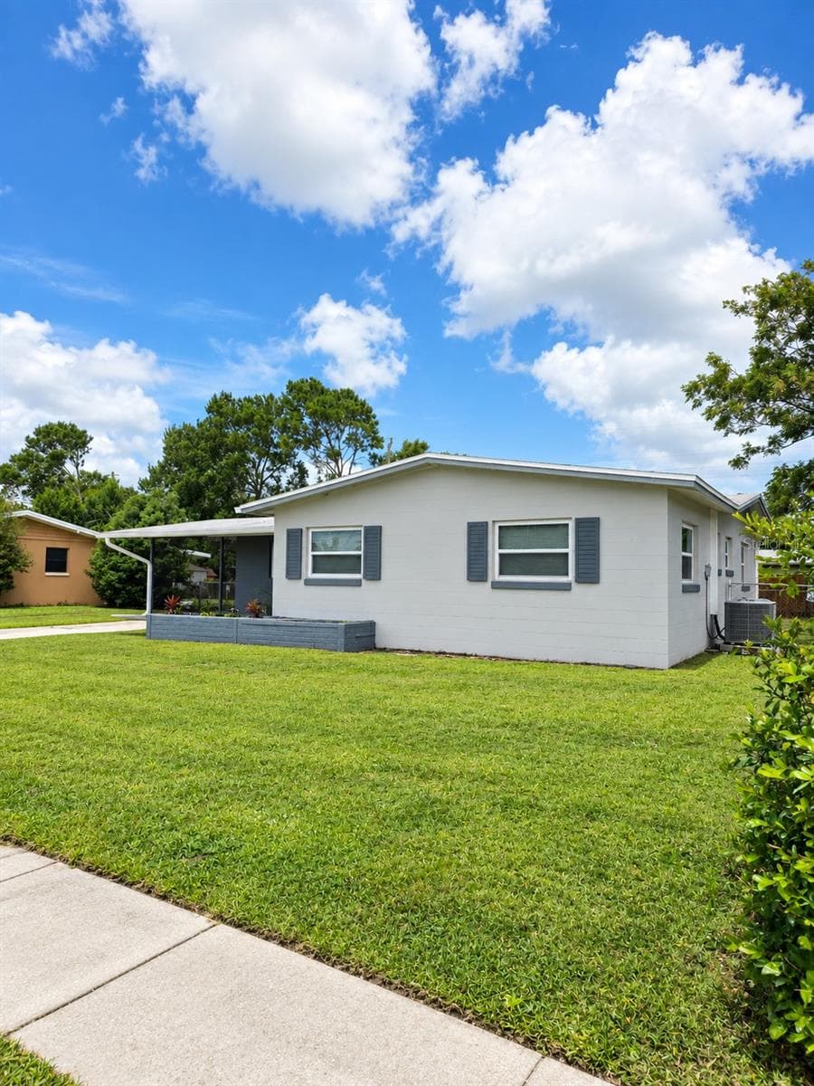 Single Family Residence at 1420 THOMAS ST, TITUSVILLE, photo 2 of 23