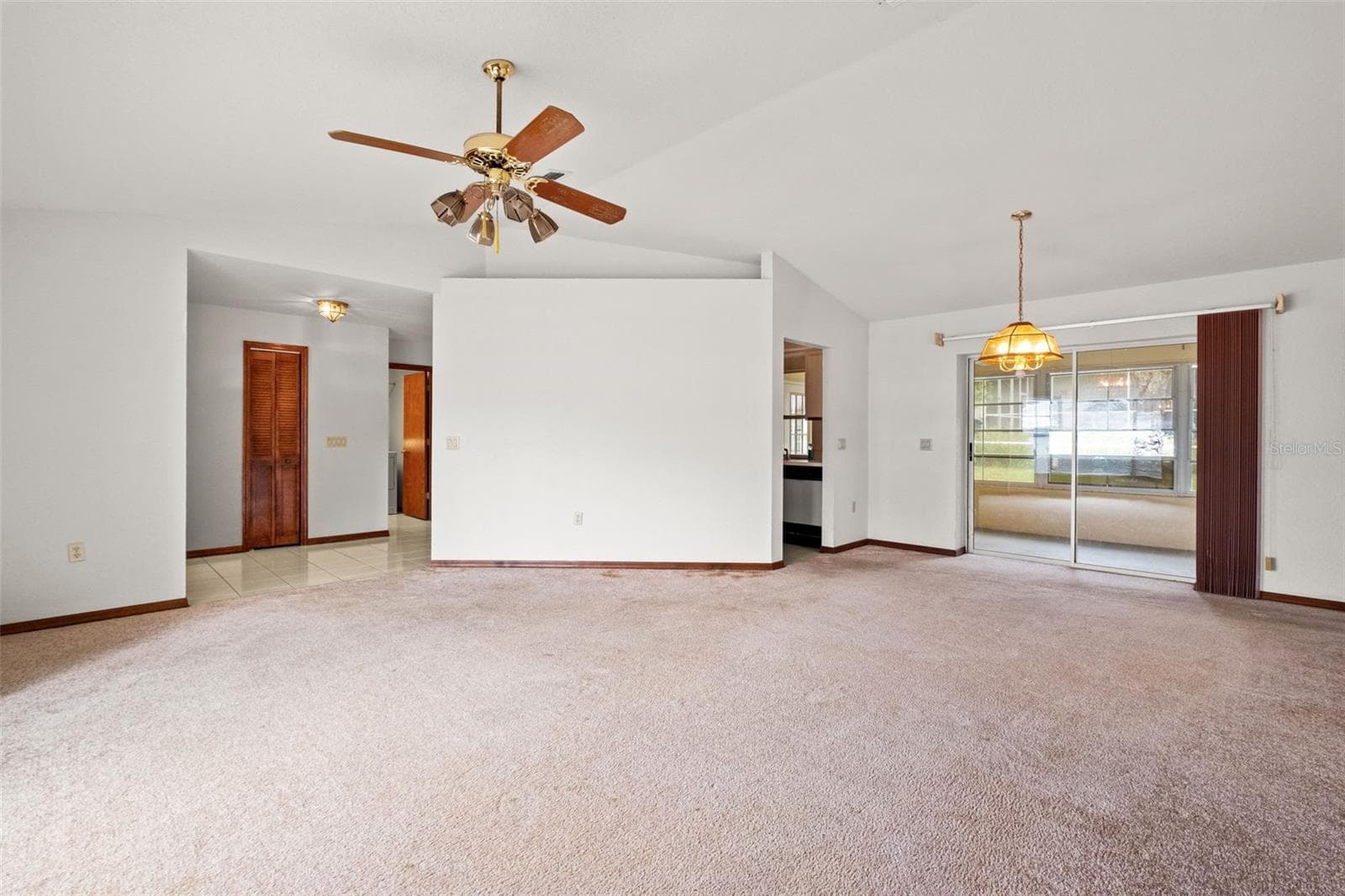 Single Family Residence at 4210 AUGUSTINE RD, SPRING HILL, photo 5 of 23