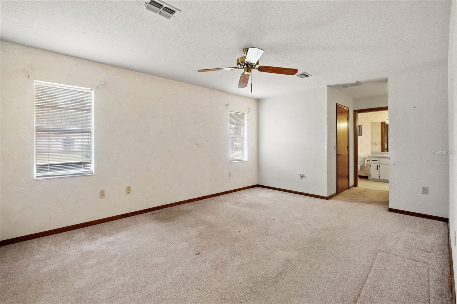 Single Family Residence at 4210 AUGUSTINE RD, SPRING HILL, photo 11 of 23