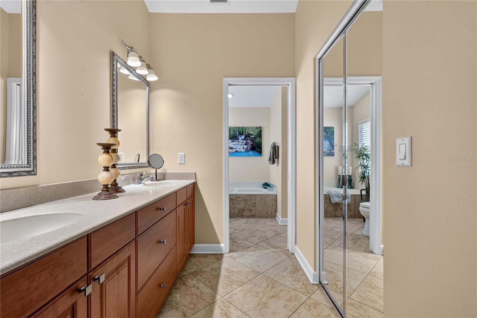 PRIMARY ENSUITE BATHROOM - 6905 STONE RIVER, BRADENTON