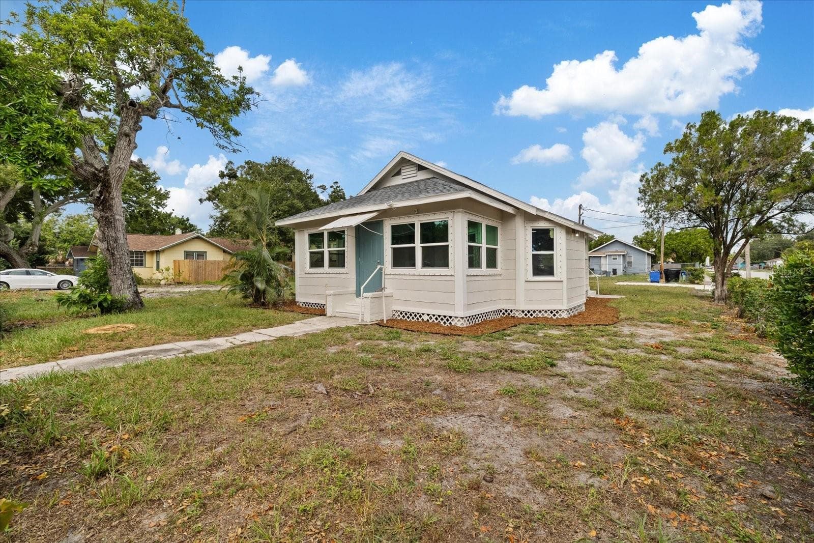Single Family Residence at 3501 17TH AVE S, ST PETERSBURG, photo 2 of 26