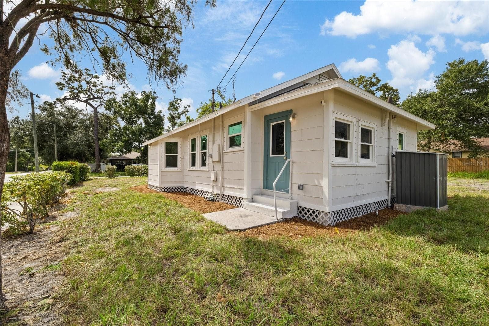 Single Family Residence at 3501 17TH AVE S, ST PETERSBURG, photo 5 of 26