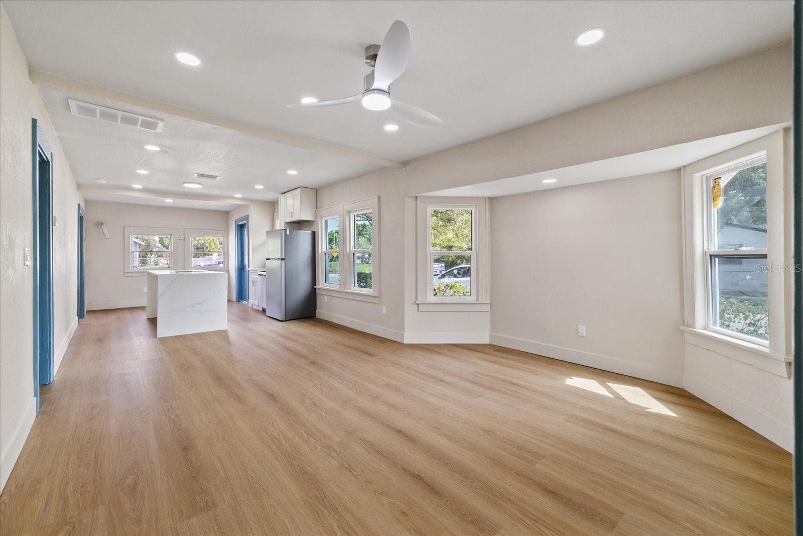 Single Family Residence at 3501 17TH AVE S, ST PETERSBURG, photo 13 of 26