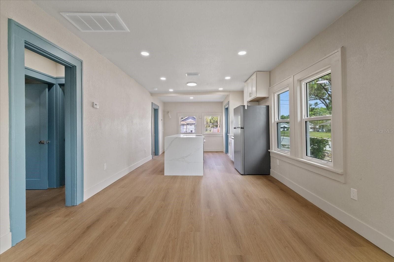 Single Family Residence at 3501 17TH AVE S, ST PETERSBURG, photo 15 of 26