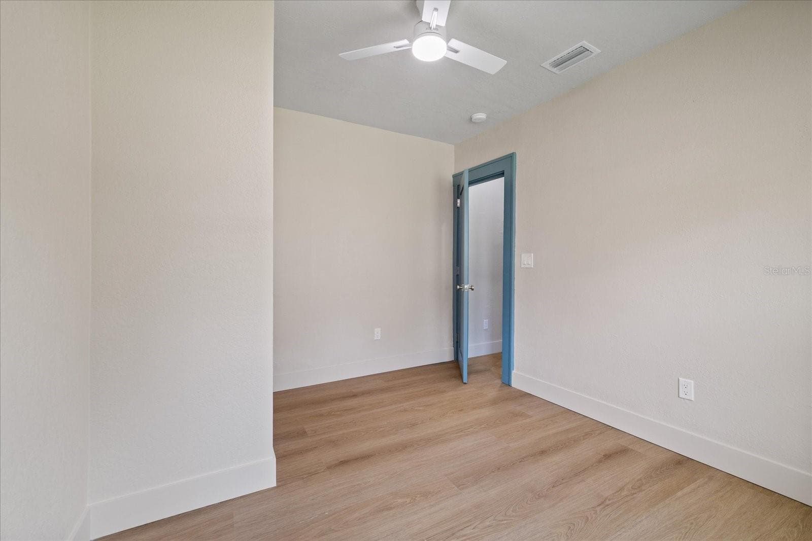 Single Family Residence at 3501 17TH AVE S, ST PETERSBURG, photo 19 of 26