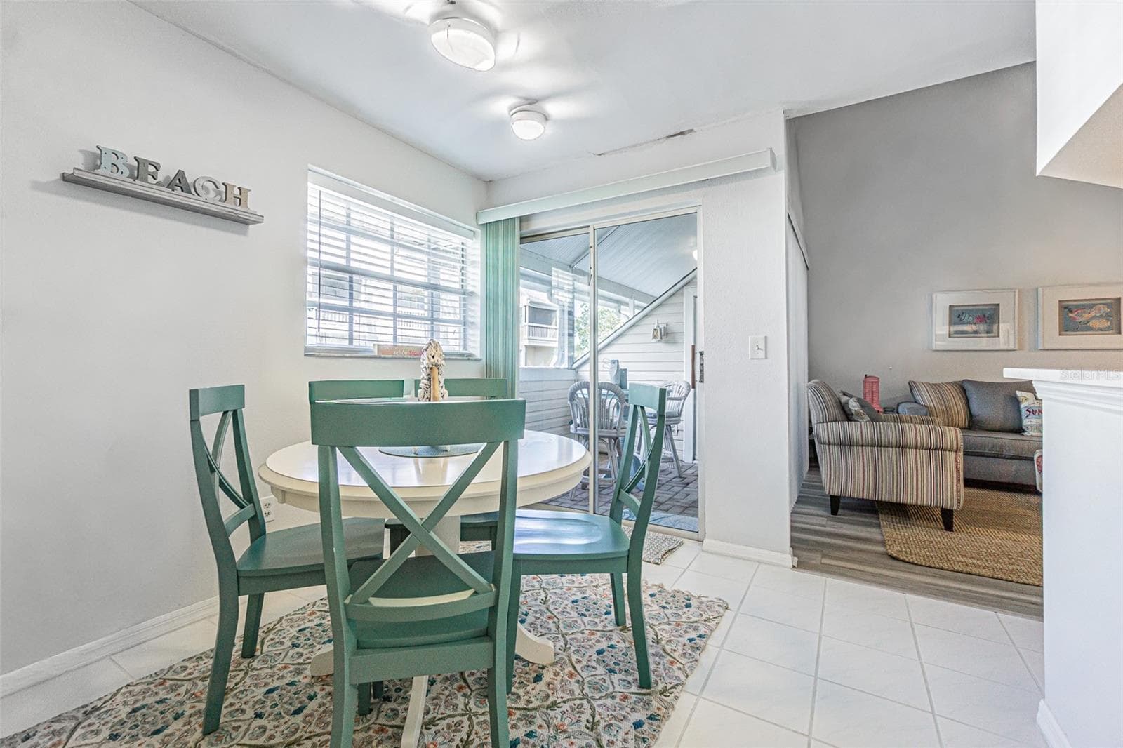 Condominium at 6907 STONES THROW CIR N #2203, ST PETERSBURG, photo 9 of 35