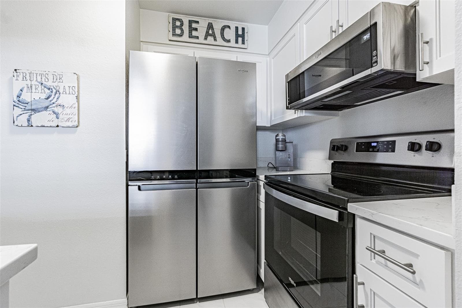 Condominium at 6907 STONES THROW CIR N #2203, ST PETERSBURG, photo 10 of 35