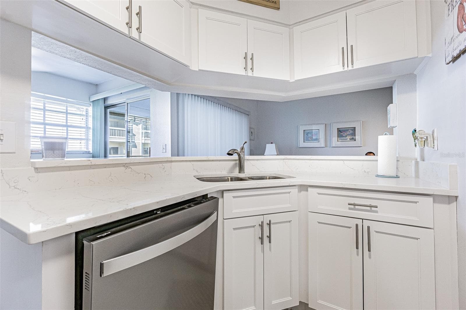 Condominium at 6907 STONES THROW CIR N #2203, ST PETERSBURG, photo 11 of 35