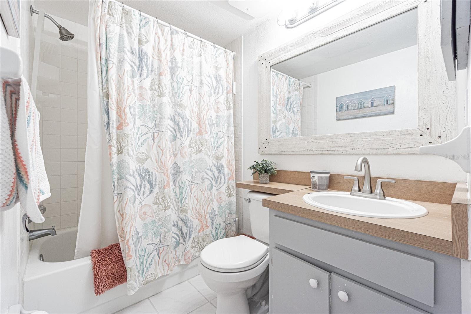 Condominium at 6907 STONES THROW CIR N #2203, ST PETERSBURG, photo 14 of 35