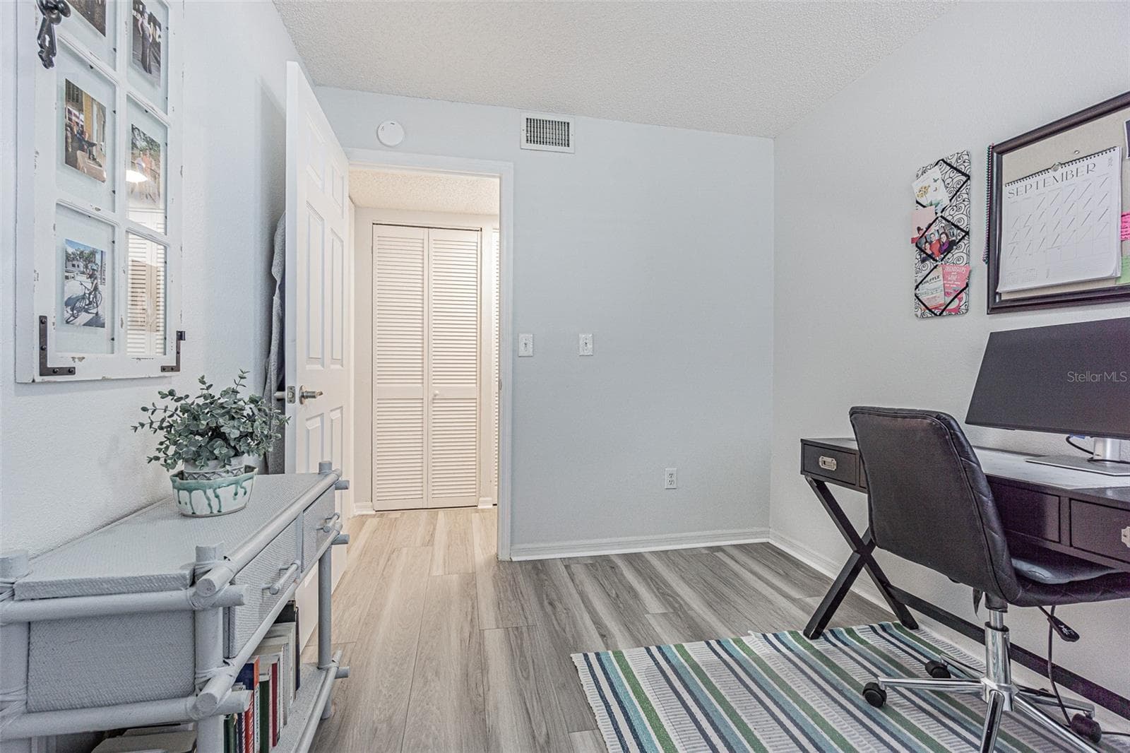 Condominium at 6907 STONES THROW CIR N #2203, ST PETERSBURG, photo 16 of 35