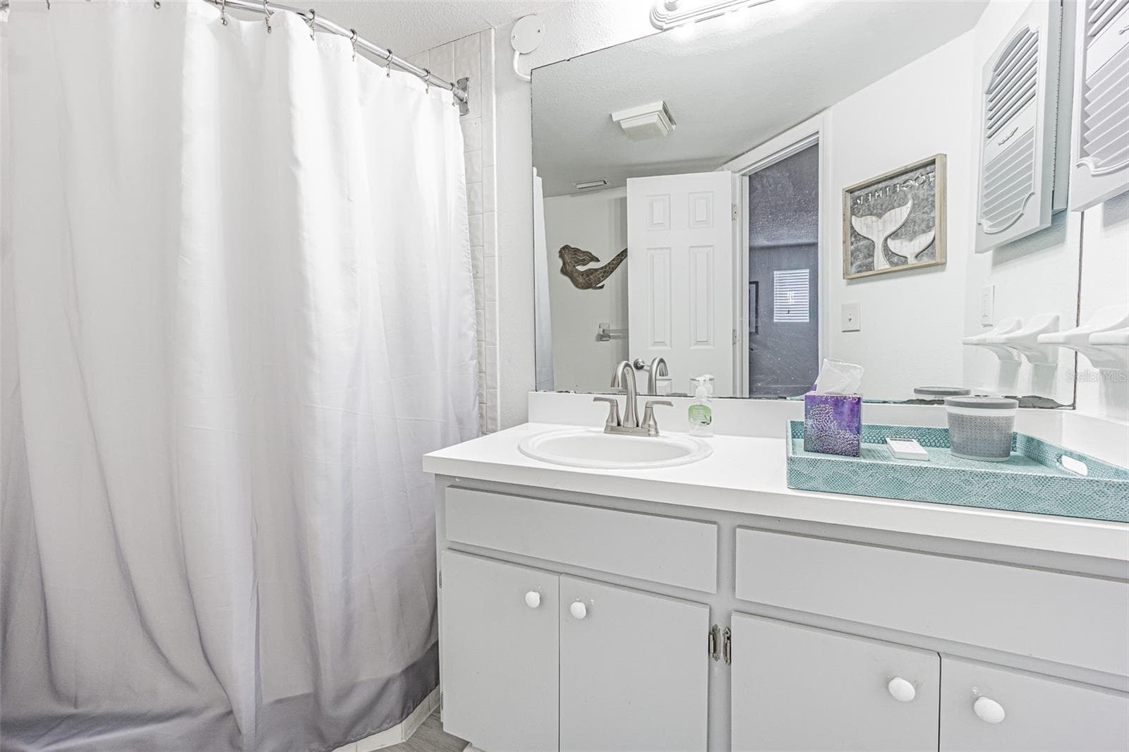 Condominium at 6907 STONES THROW CIR N #2203, ST PETERSBURG, photo 20 of 35