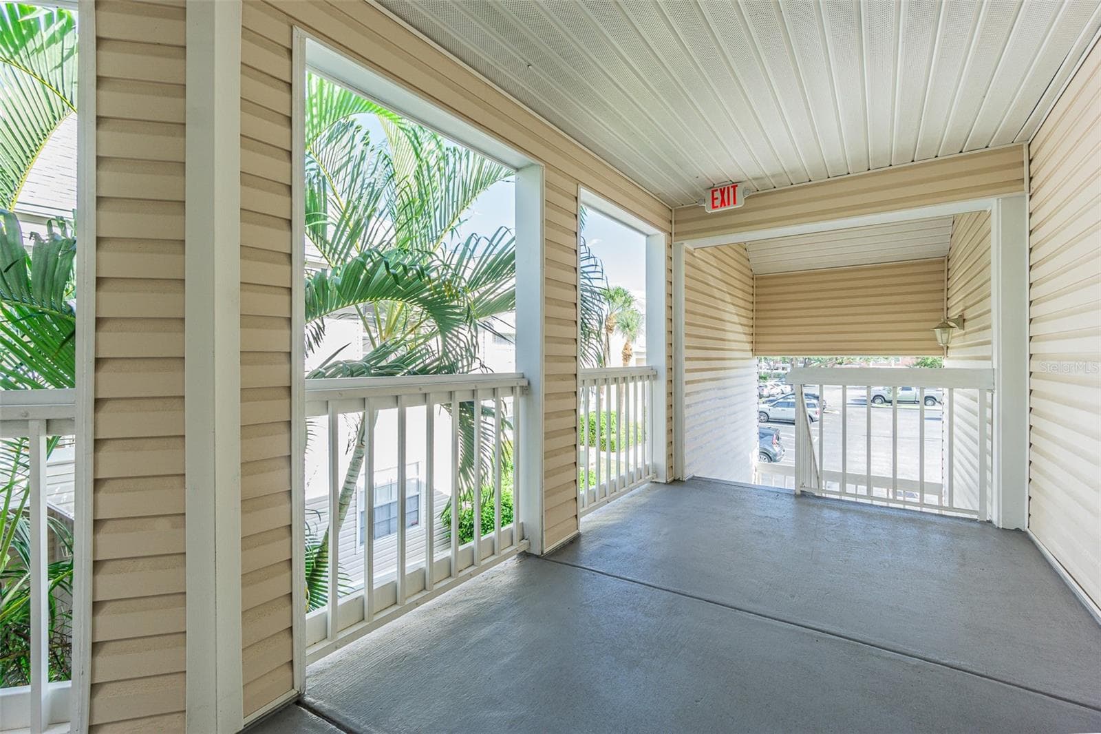 Condominium at 6907 STONES THROW CIR N #2203, ST PETERSBURG, photo 23 of 35