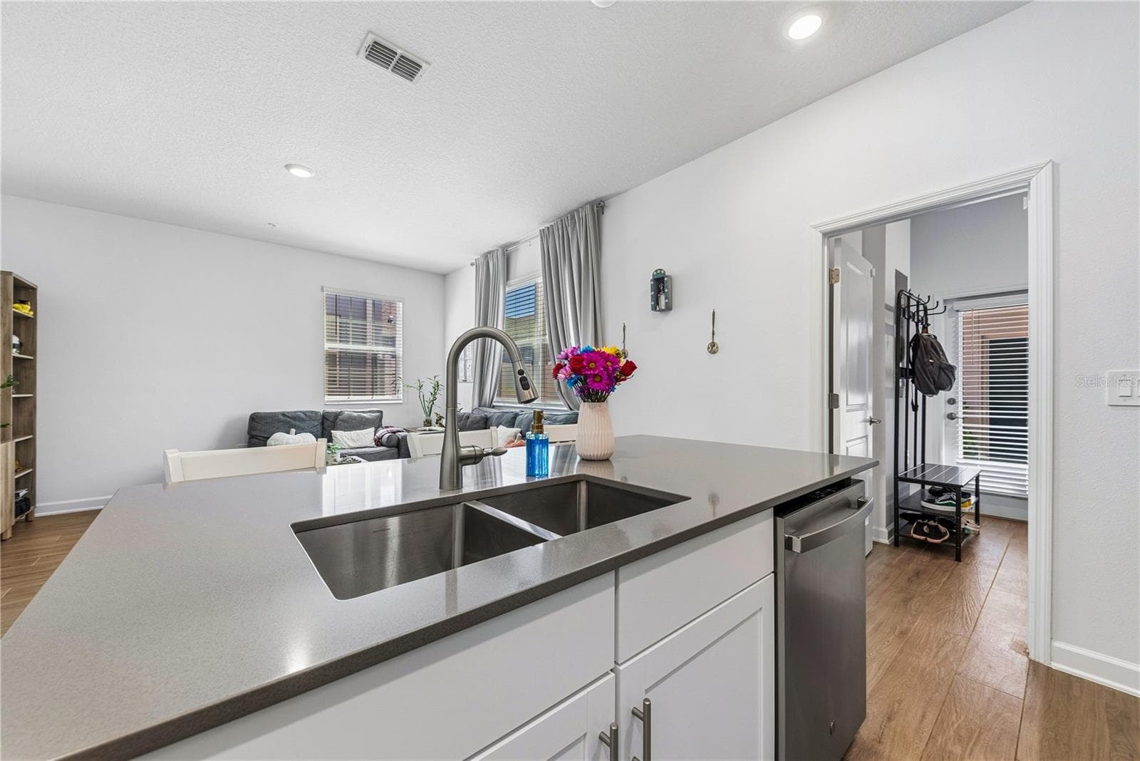 Townhouse at 11730 BOLDFACE DR, ORLANDO, photo 10 of 33