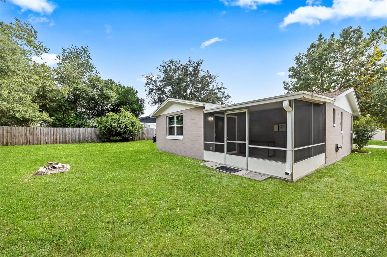 Single Family Residence at 2550 LAWLER LN, DELTONA, photo 32 of 38
