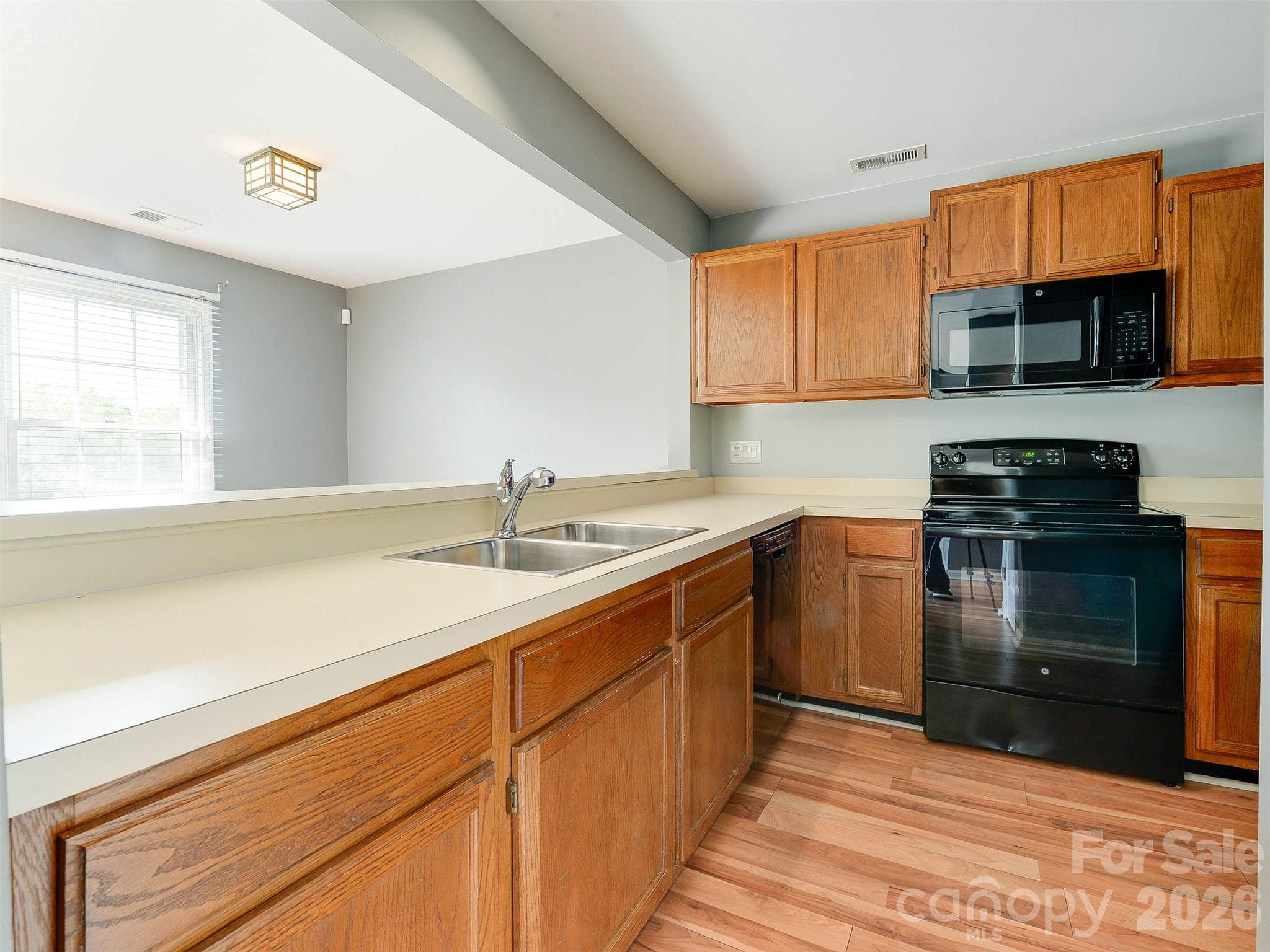 Condominium at 766 Marsh Road, Charlotte, photo 12 of 34