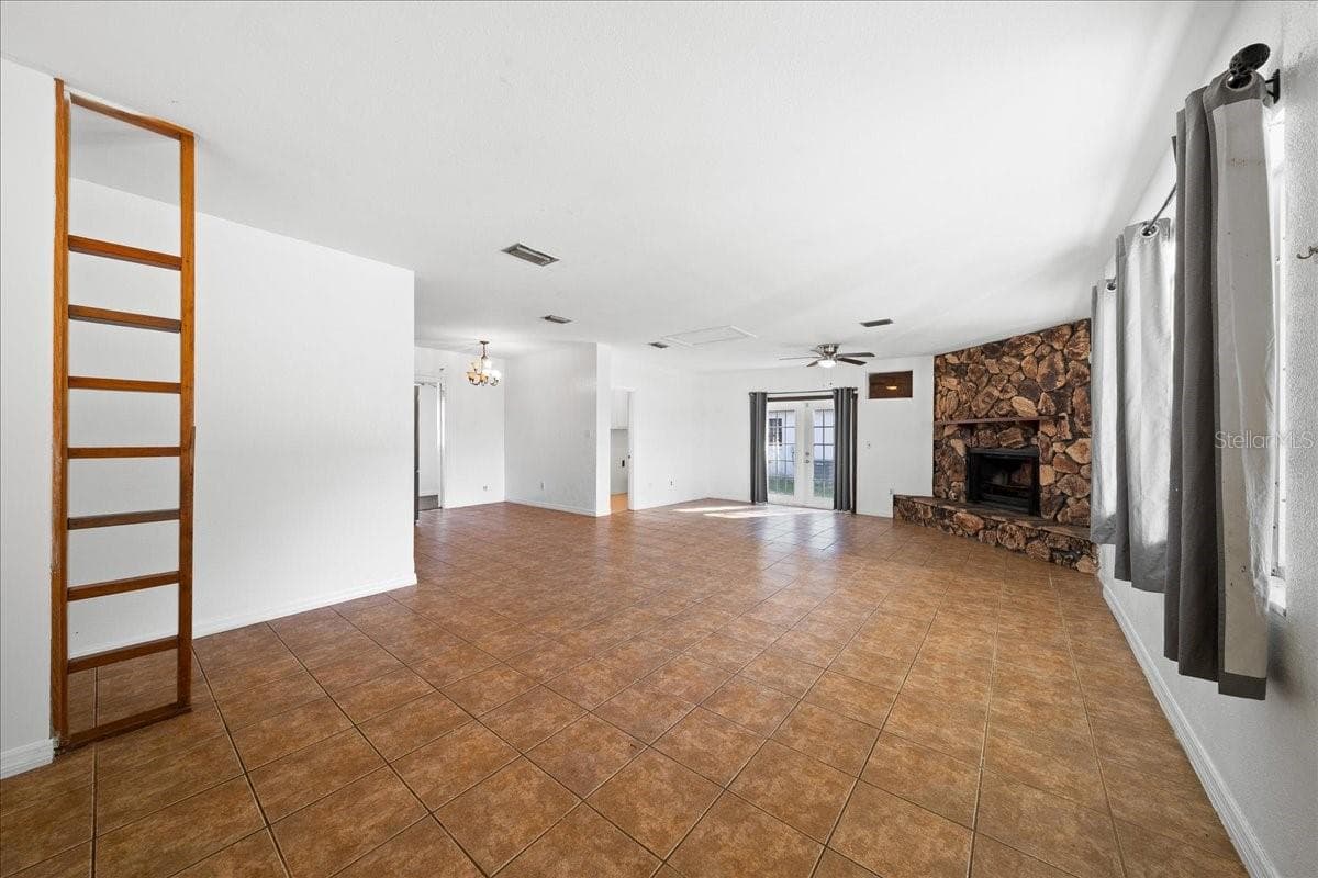 Living Room - 8481 SE 120TH PL, BELLEVIEW
