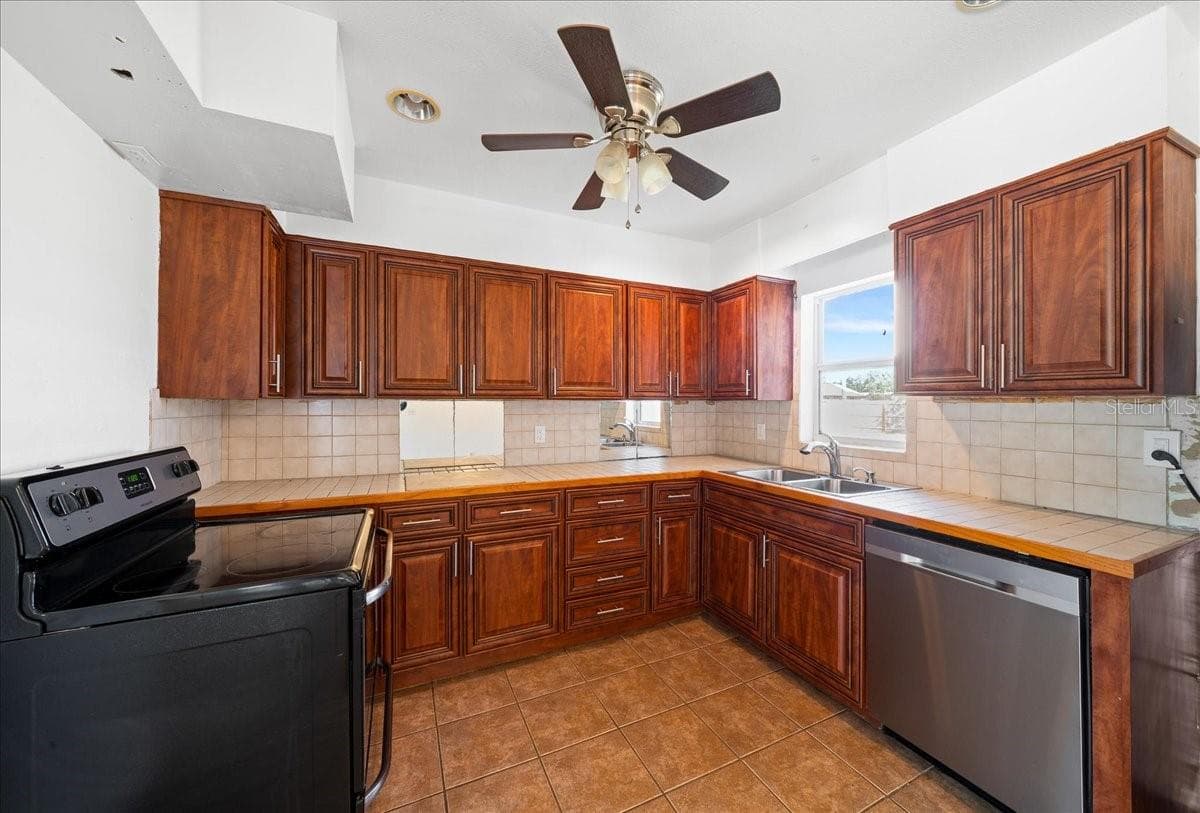 Kitchen - 8481 SE 120TH PL, BELLEVIEW