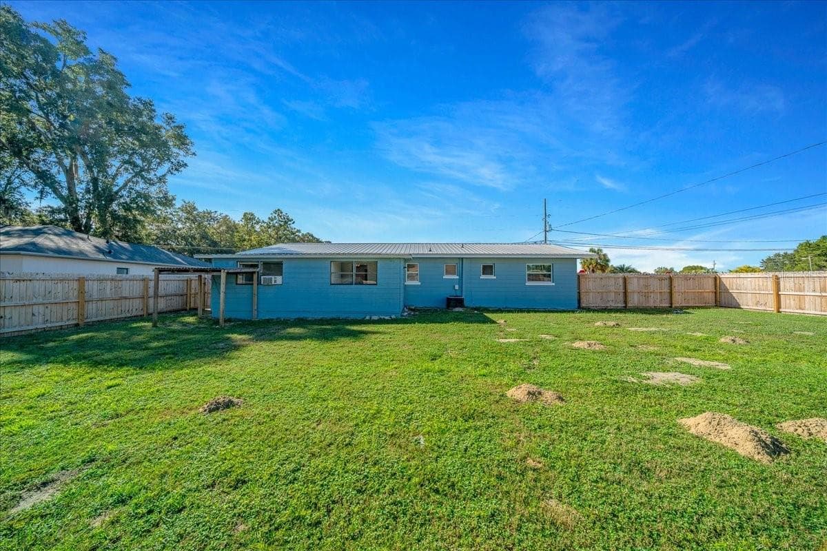 Backyard - 8481 SE 120TH PL, BELLEVIEW