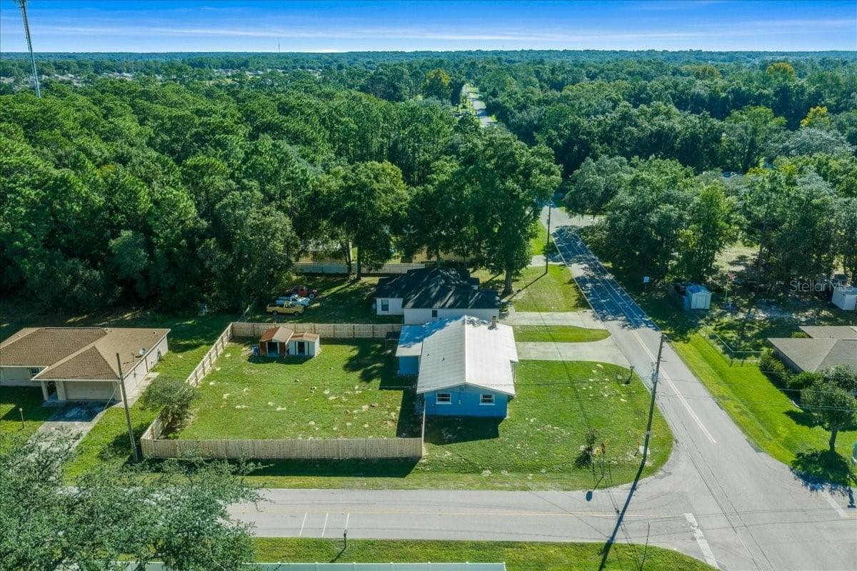 Corner Lot! - 8481 SE 120TH PL, BELLEVIEW