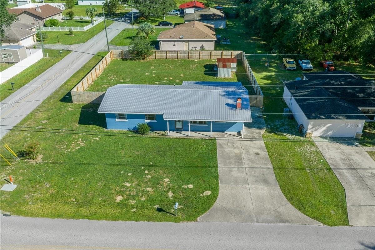 View from the front - 8481 SE 120TH PL, BELLEVIEW