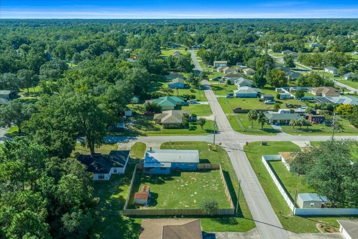 Corner Lot! - 8481 SE 120TH PL, BELLEVIEW