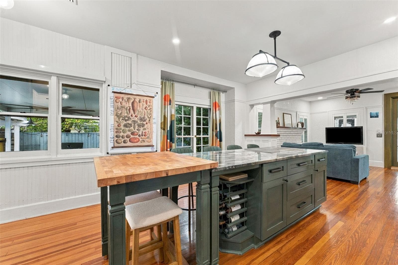 Single Family Residence at 2121 DARTMOUTH AVE N, ST PETERSBURG, photo 14 of 64