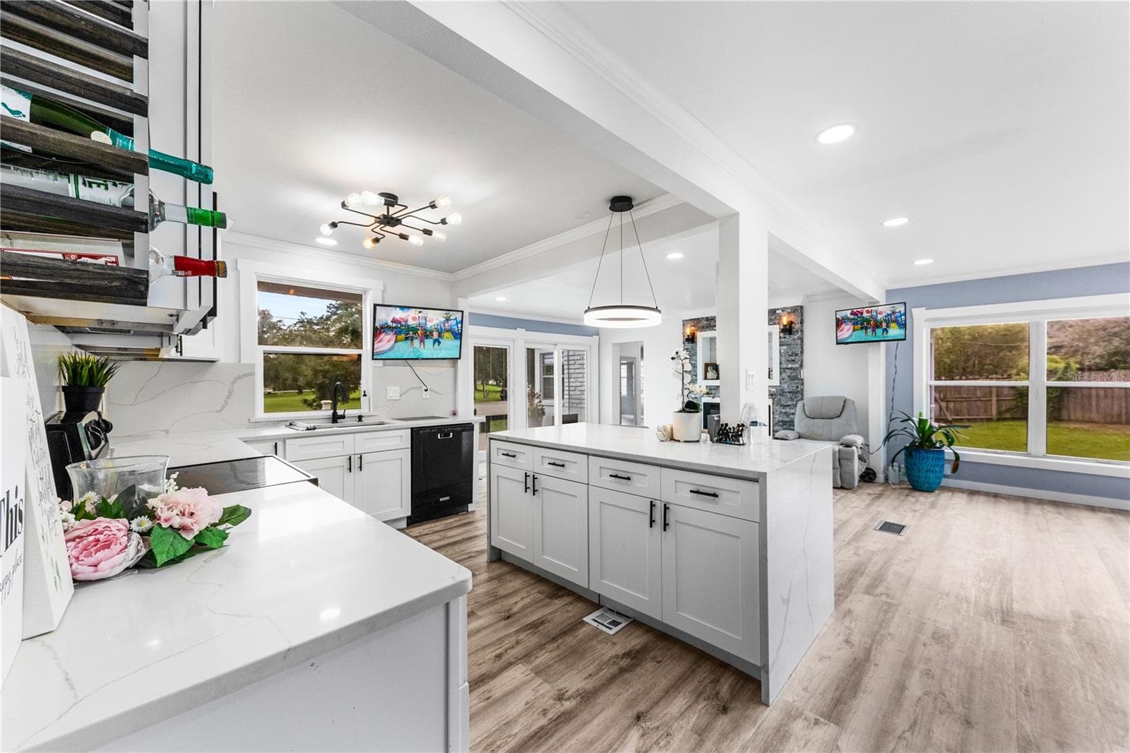 Single Family Residence at 3221 UNDERHILL CT, ORLANDO, photo 14 of 37