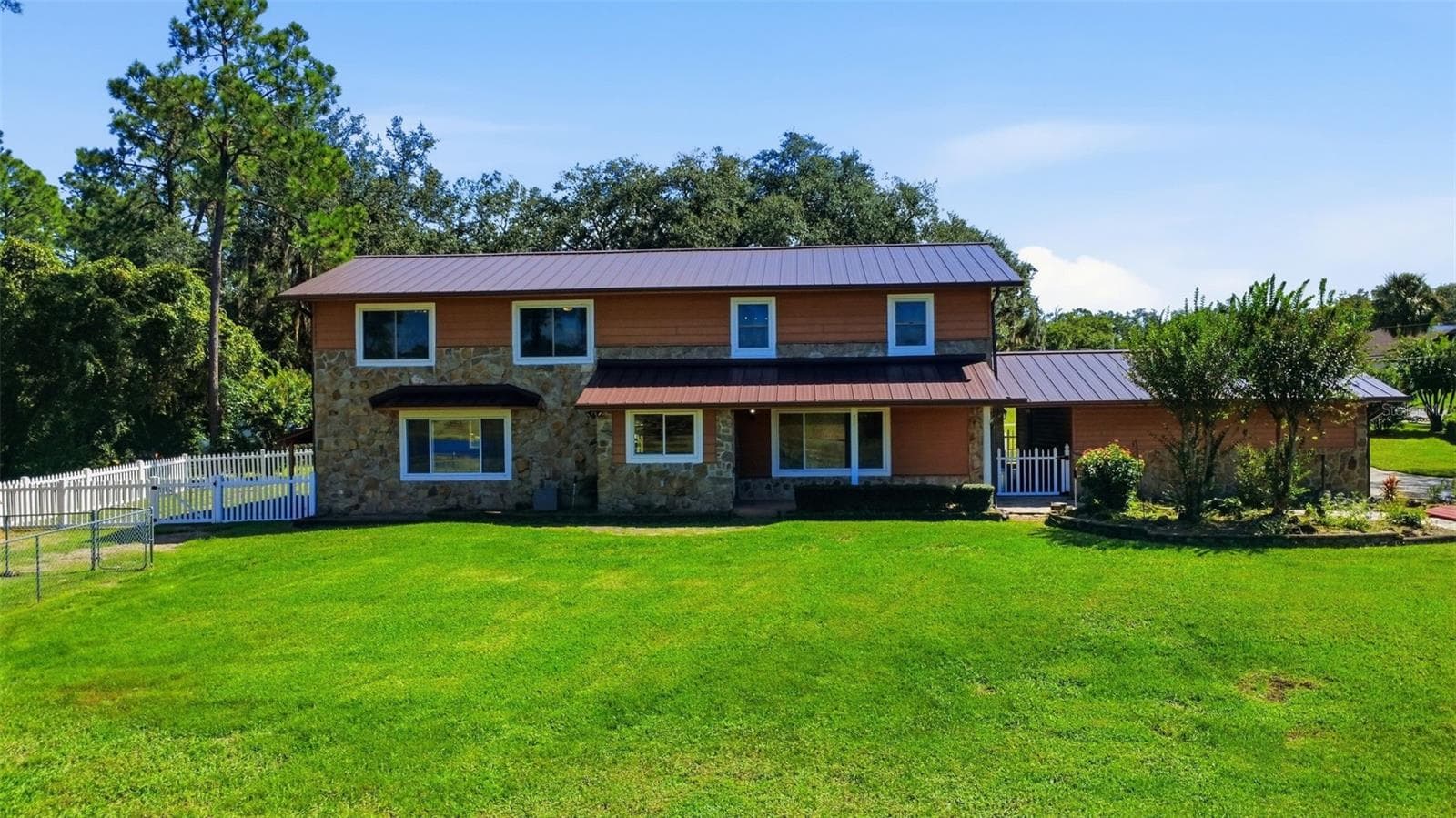 340 KIWANIS CIR