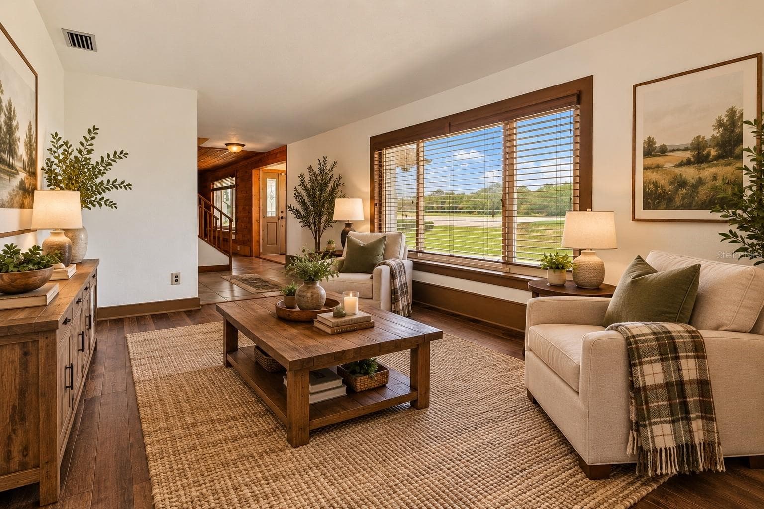 Single Family Residence at 340 KIWANIS CIR, CHULUOTA, photo 7 of 37