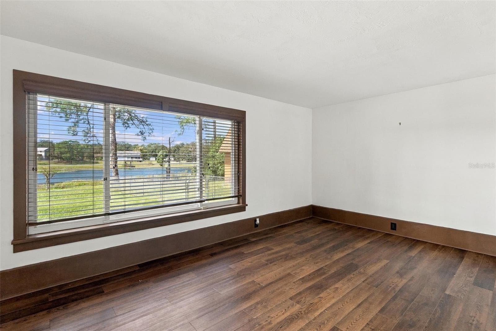 Single Family Residence at 340 KIWANIS CIR, CHULUOTA, photo 14 of 37
