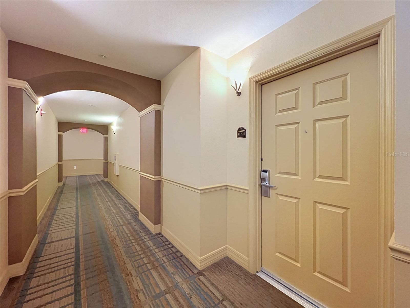 Condo - Hotel at 8101 RESORT VILLAGE DR #31204, ORLANDO, photo 4 of 71