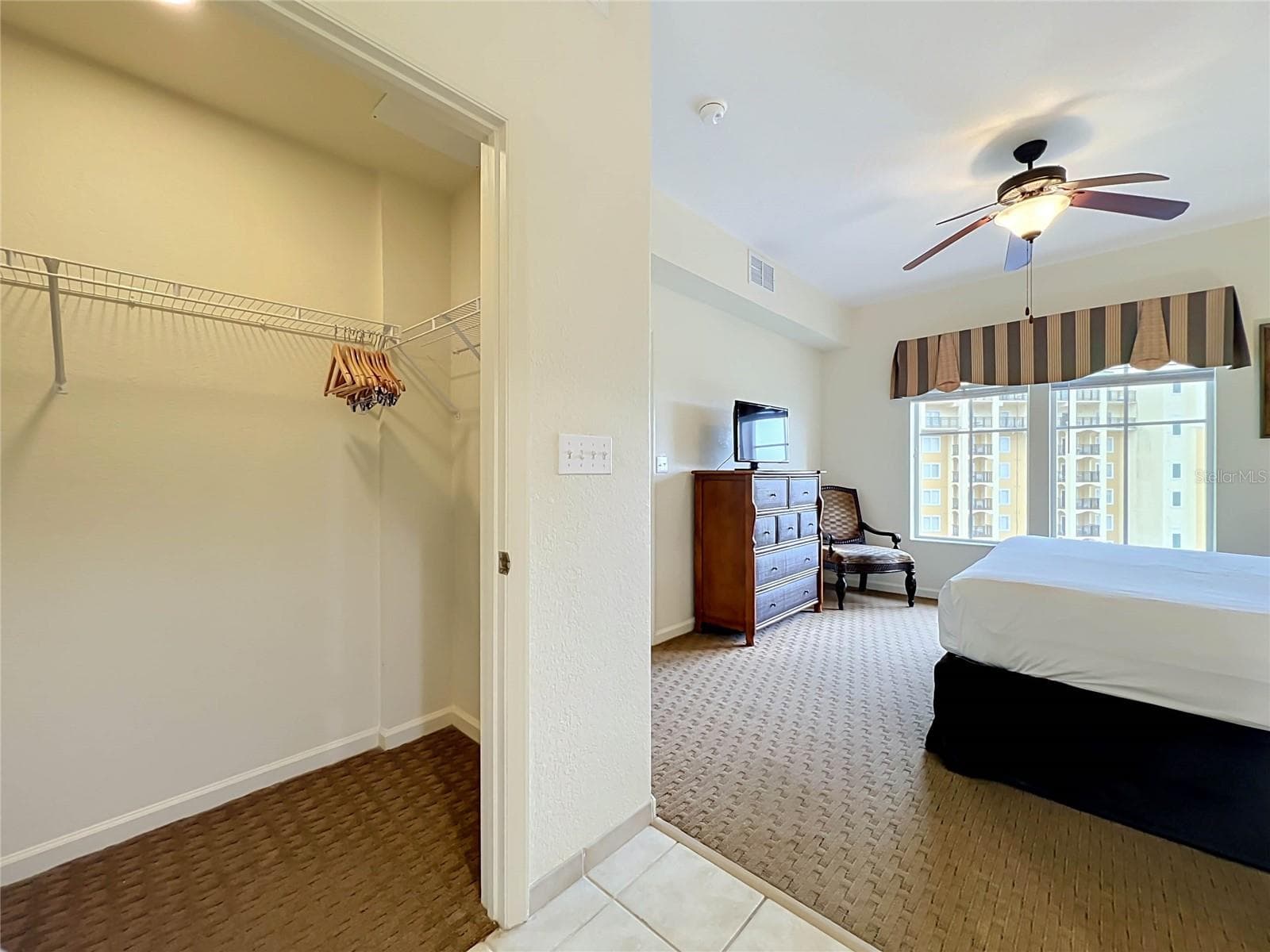 Condo - Hotel at 8101 RESORT VILLAGE DR #31204, ORLANDO, photo 31 of 71