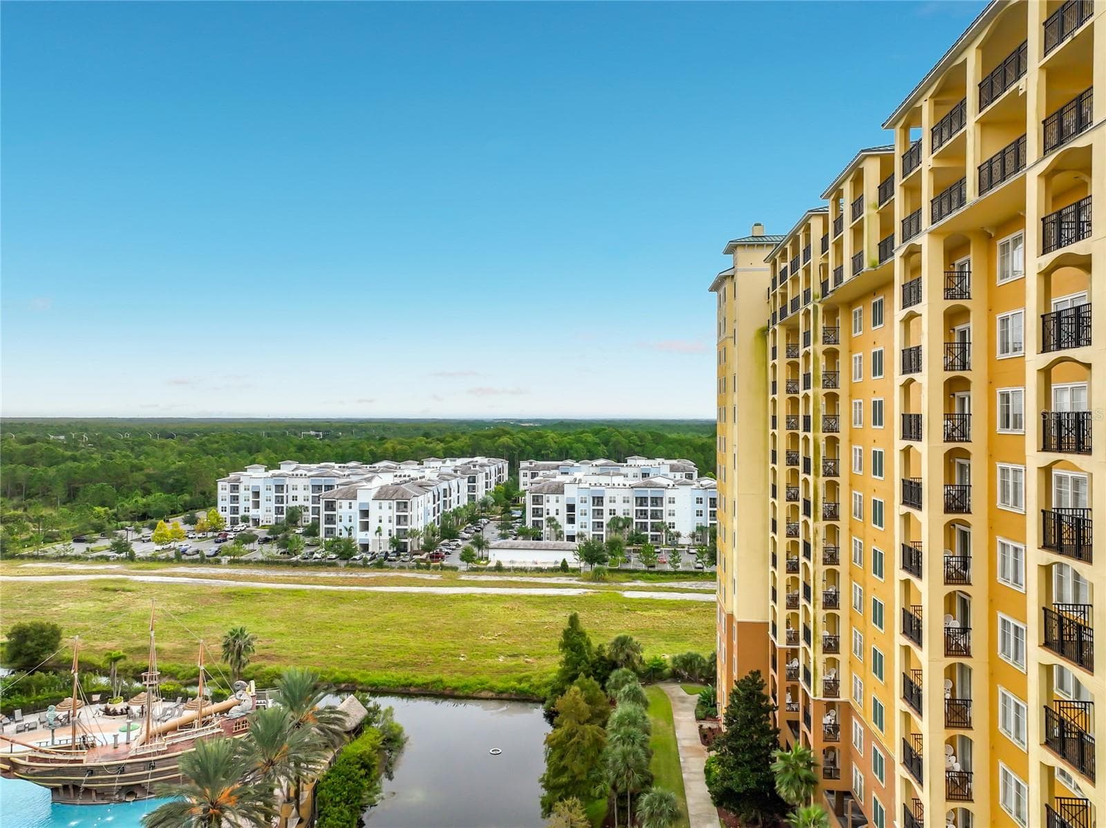 Condo - Hotel at 8101 RESORT VILLAGE DR #31204, ORLANDO, photo 56 of 71