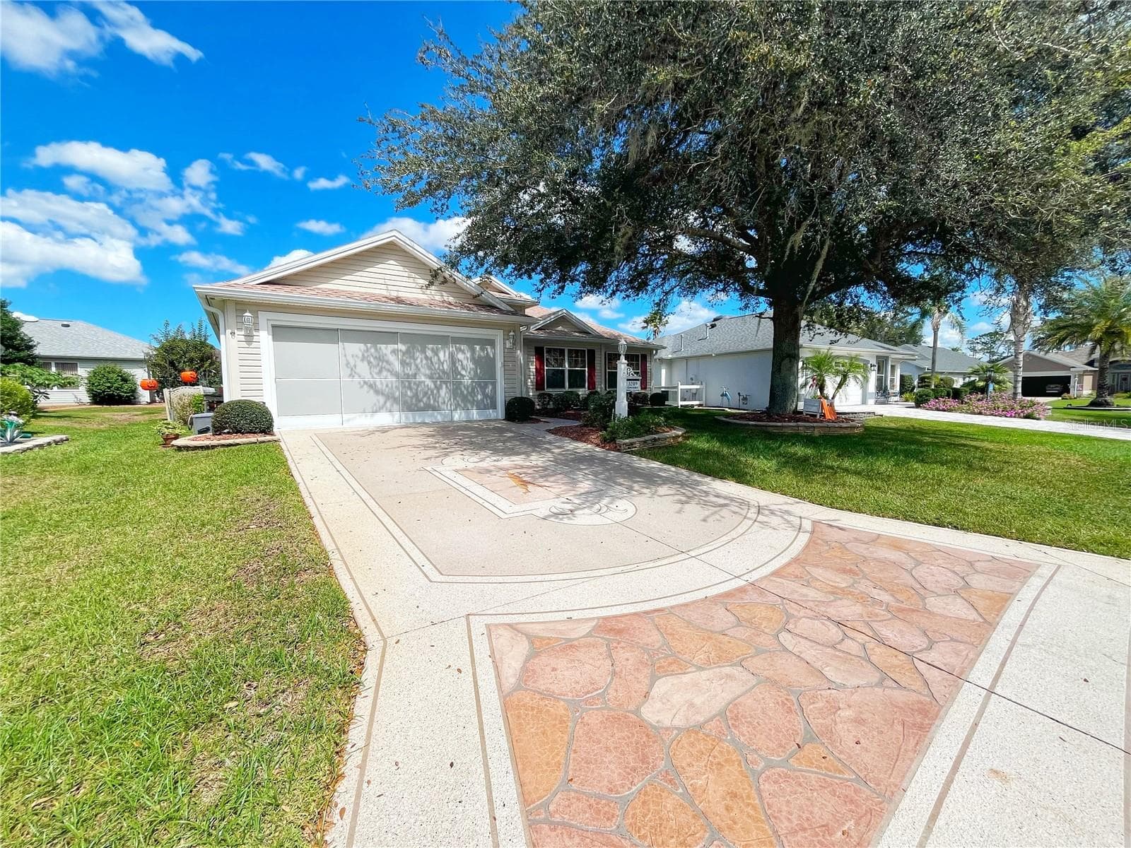 Single Family Residence at 3209 HAMPTON LN, THE VILLAGES, photo 4 of 59