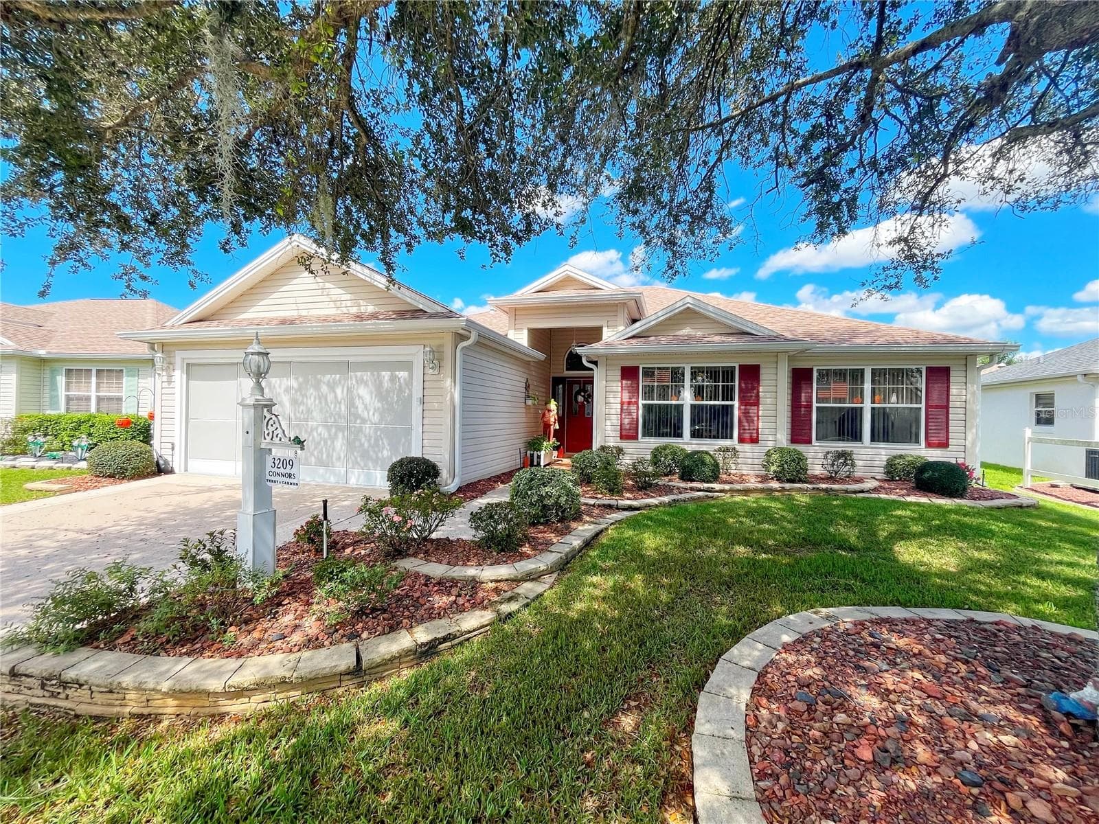 Single Family Residence at 3209 HAMPTON LN, THE VILLAGES, photo 7 of 59